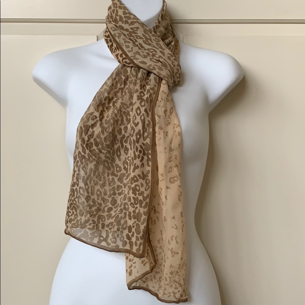Cream / Beeswax Leopard Silk Scarf